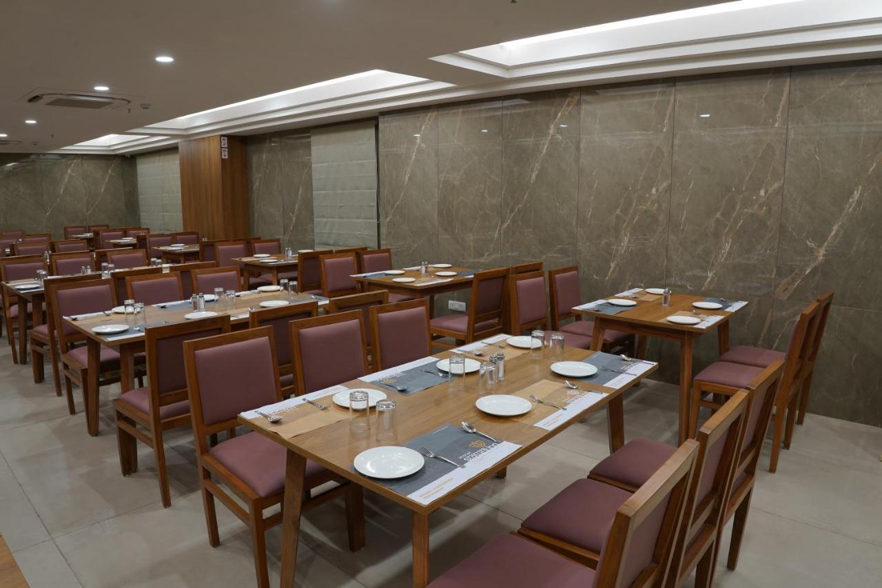 Hotel Stature Inn Kevadia Εξωτερικό φωτογραφία