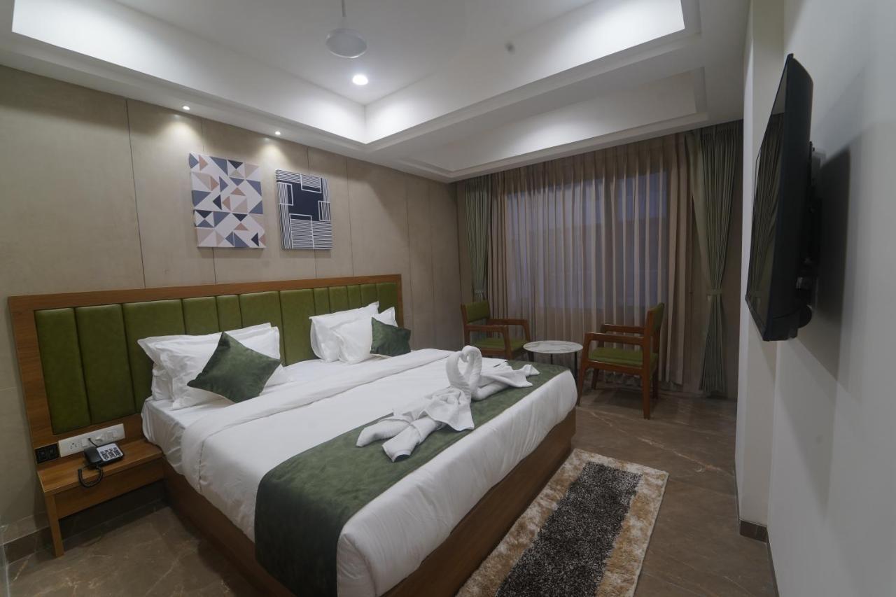 Hotel Stature Inn Kevadia Εξωτερικό φωτογραφία