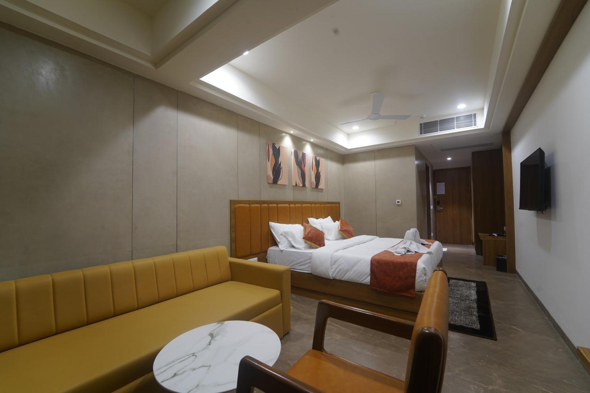 Hotel Stature Inn Kevadia Εξωτερικό φωτογραφία
